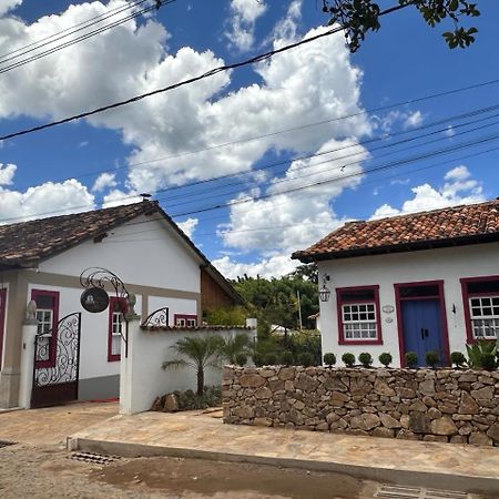טיראדנטס Chafariz Por Um Triz Pousada De Charme מראה חיצוני תמונה